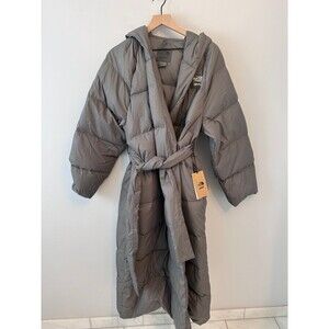 The North Face x Skims Nuptse Wrap Parka in size small gunmetal NWT